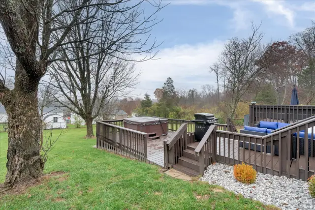 The Kentucky Bluegrass Retreat - Photo 4